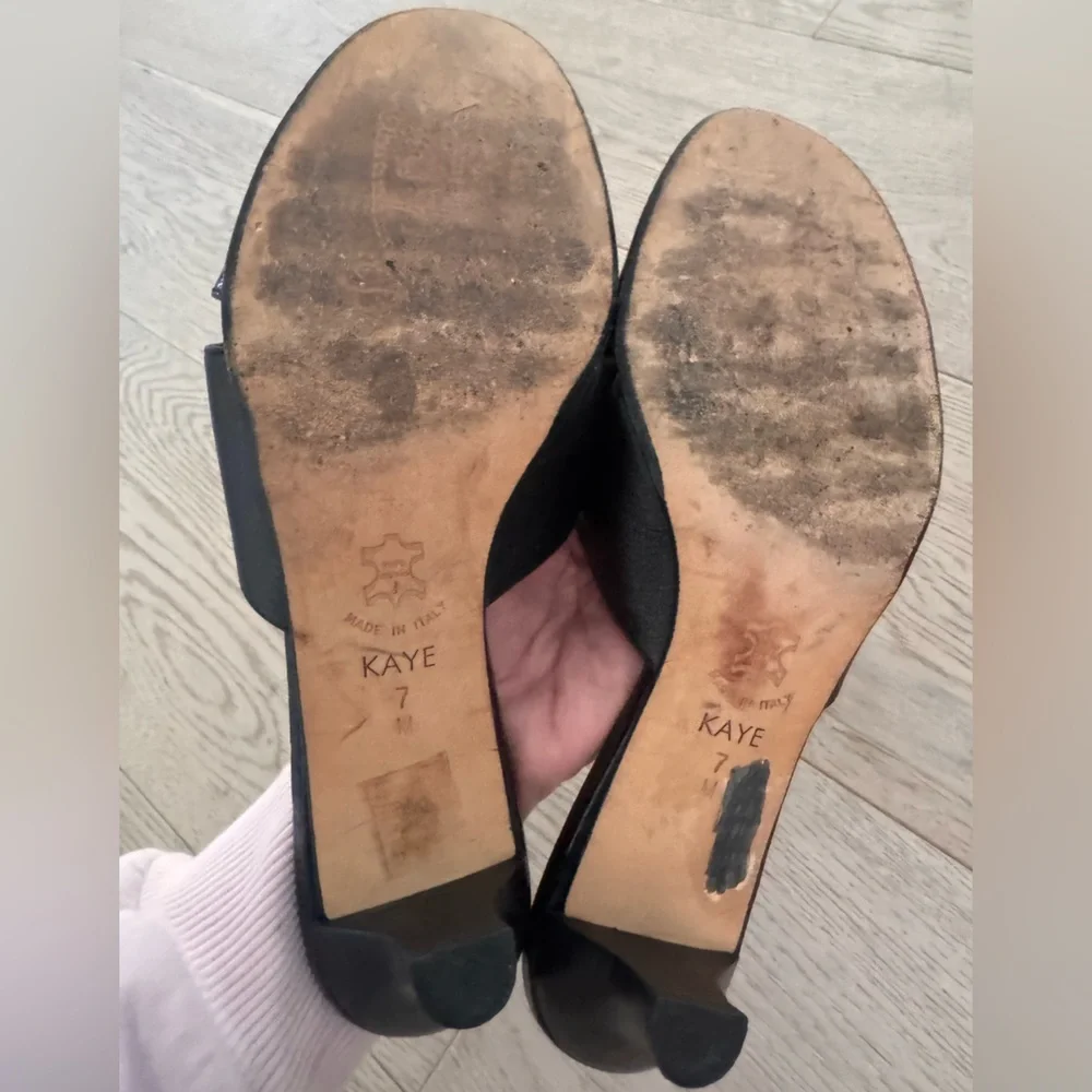 Brighton Kaye black leather sandals with patent croc-embossed strap size 7